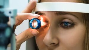 Tonometría de Goldmann vs. Neumática: ¿cuál mide realmente tu presión ocular (PIO)?